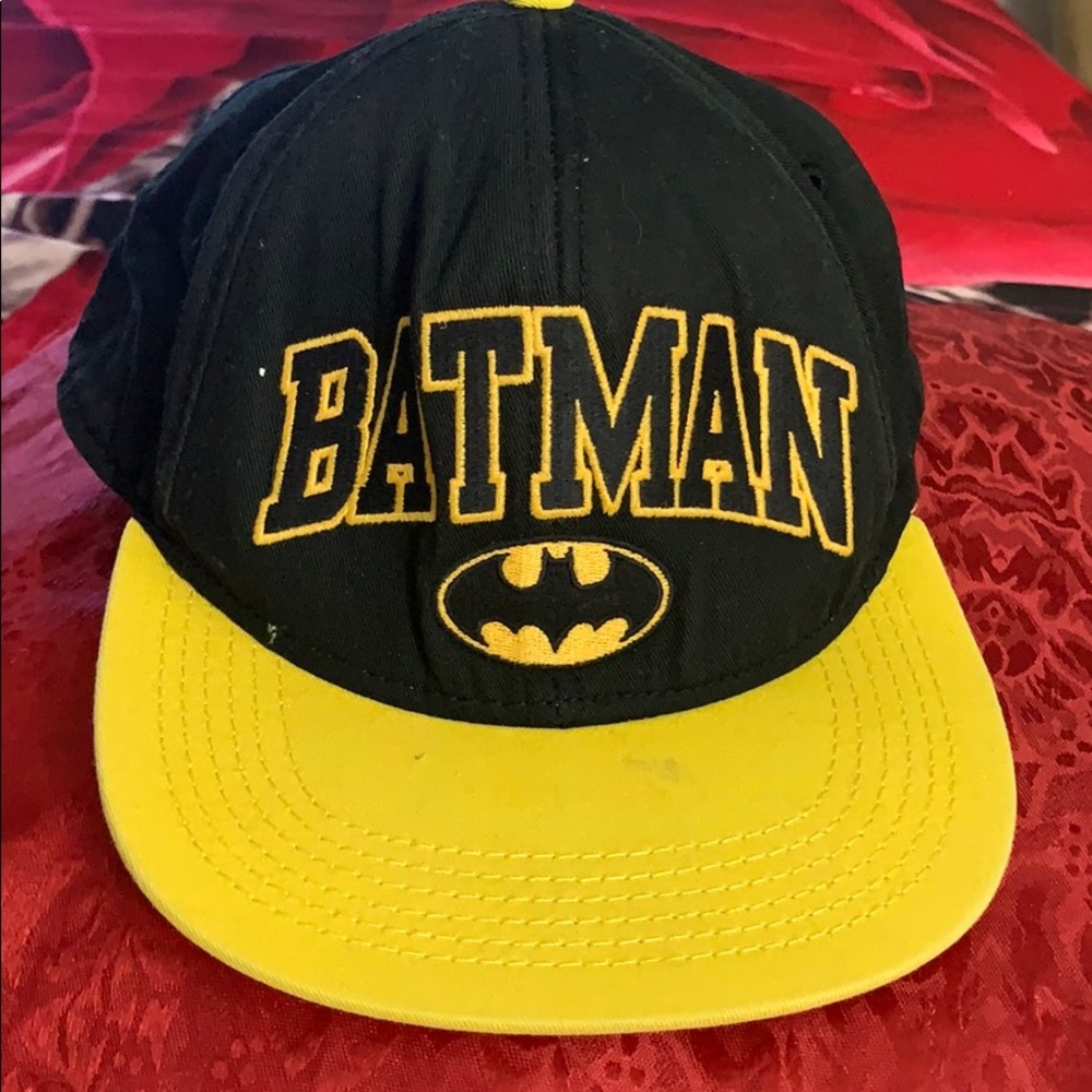 KIDS. BATMAN. HAT. Size 12